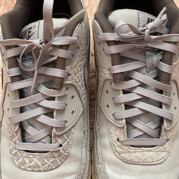 Gray Nike air max 90 size 10 - Picture 3 of 5
